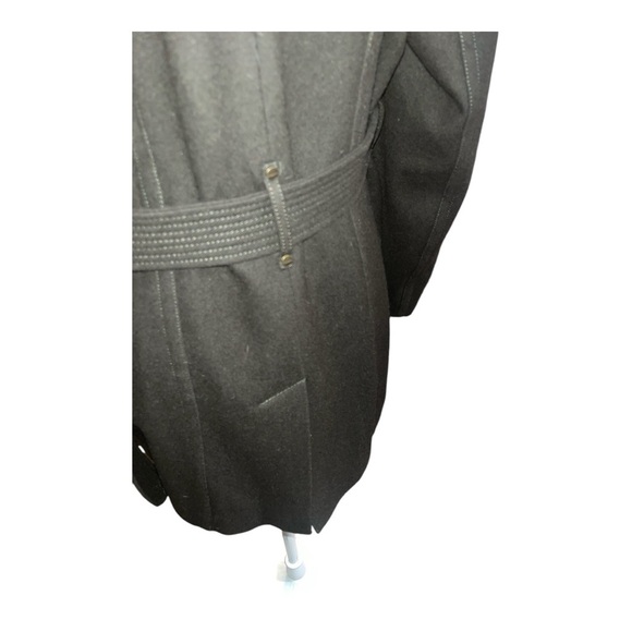 Kenneth Cole New York Women’s Size 12 Wool Belted Coat in Deep Olive 🫒 - Picture 6 of 12